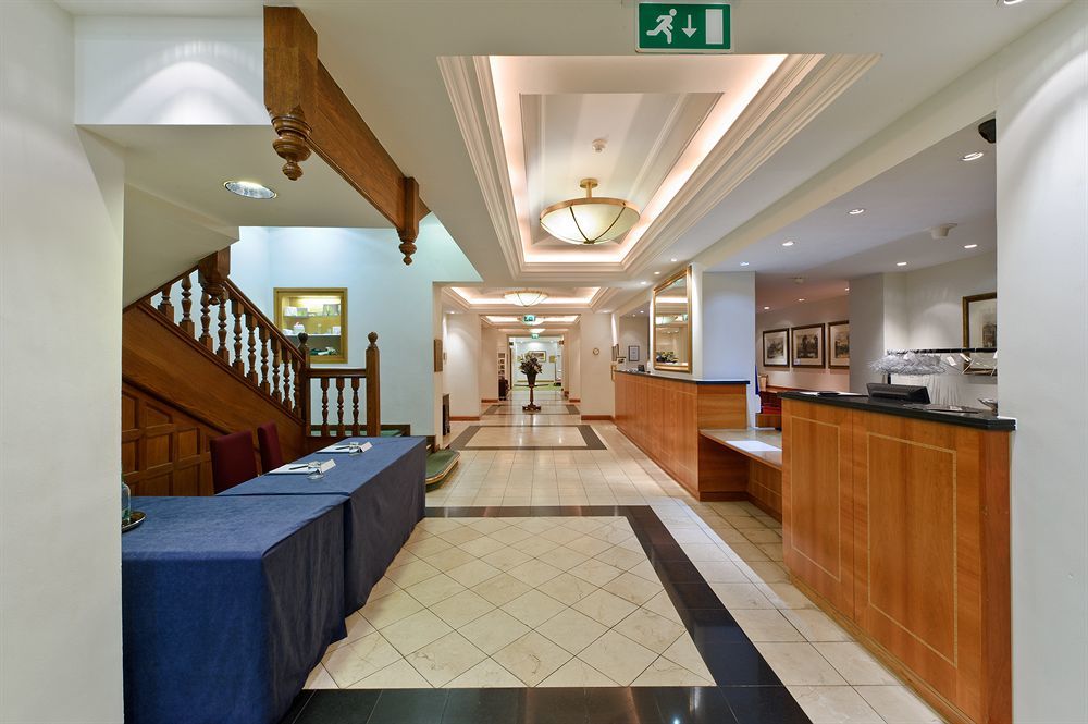 Savill Court Hotel Windsor Exterior foto